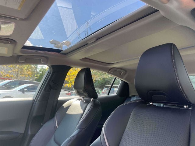 Used 2023 Toyota Prius XLE AWD/4WD image 21