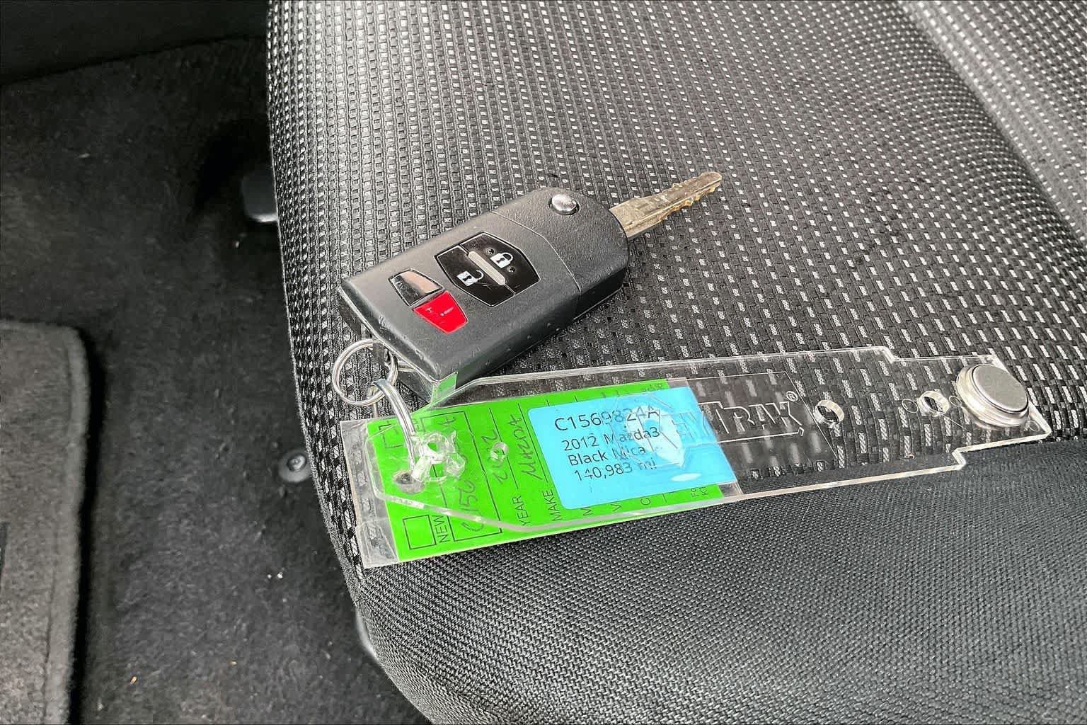 Used 2012 MAZDA MAZDA3 i Touring FWD image 18