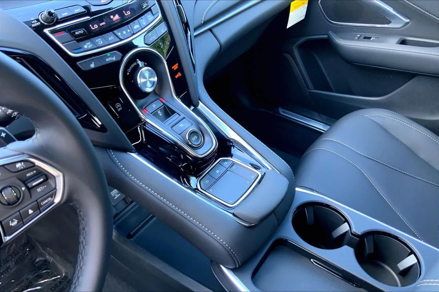 New 2026 Acura RDX SH-AWD image 7