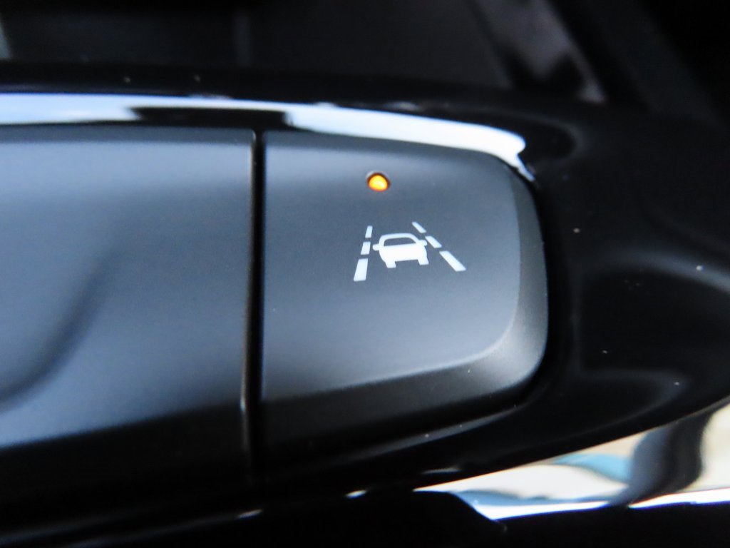 New 2026 Chevrolet Trax RS w/ Driver Confidence Package image 12