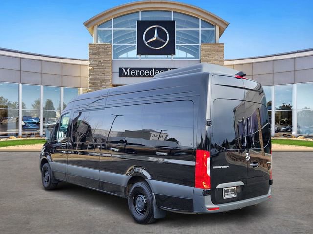 Used 2024 Mercedes-Benz Sprinter 2500 image 3