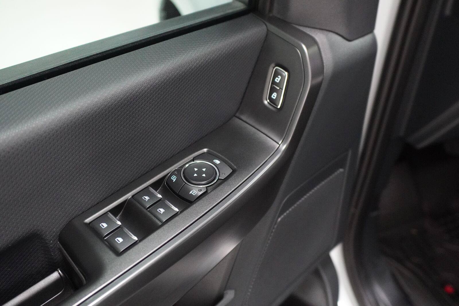 Used 2025 Ford F150 STX w/ STX Black Appearance Package RWD image 6
