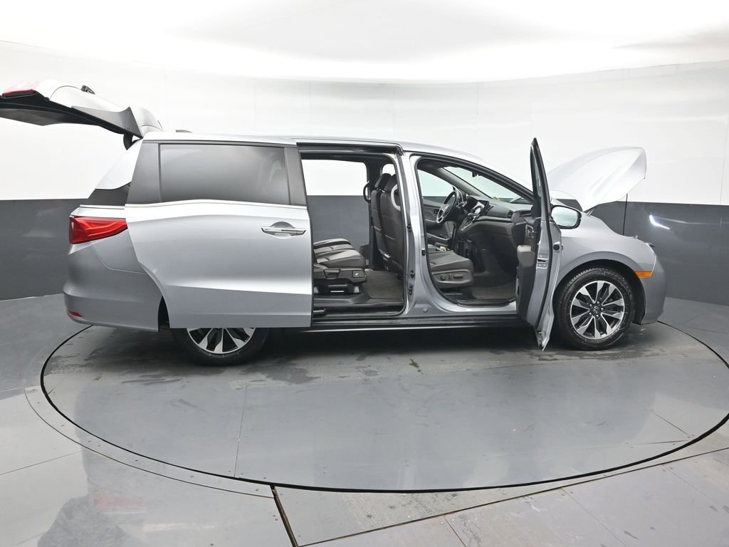 Used 2023 Honda Odyssey EX-L image 48
