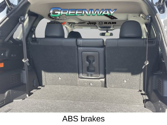 Used 2025 Mitsubishi Outlander SE AWD/4WD image 7