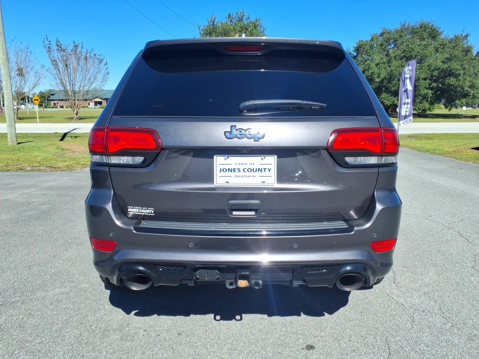 Used 2015 Jeep Grand Cherokee SRT w/ Trailer Tow Group IV AWD/4WD image 3
