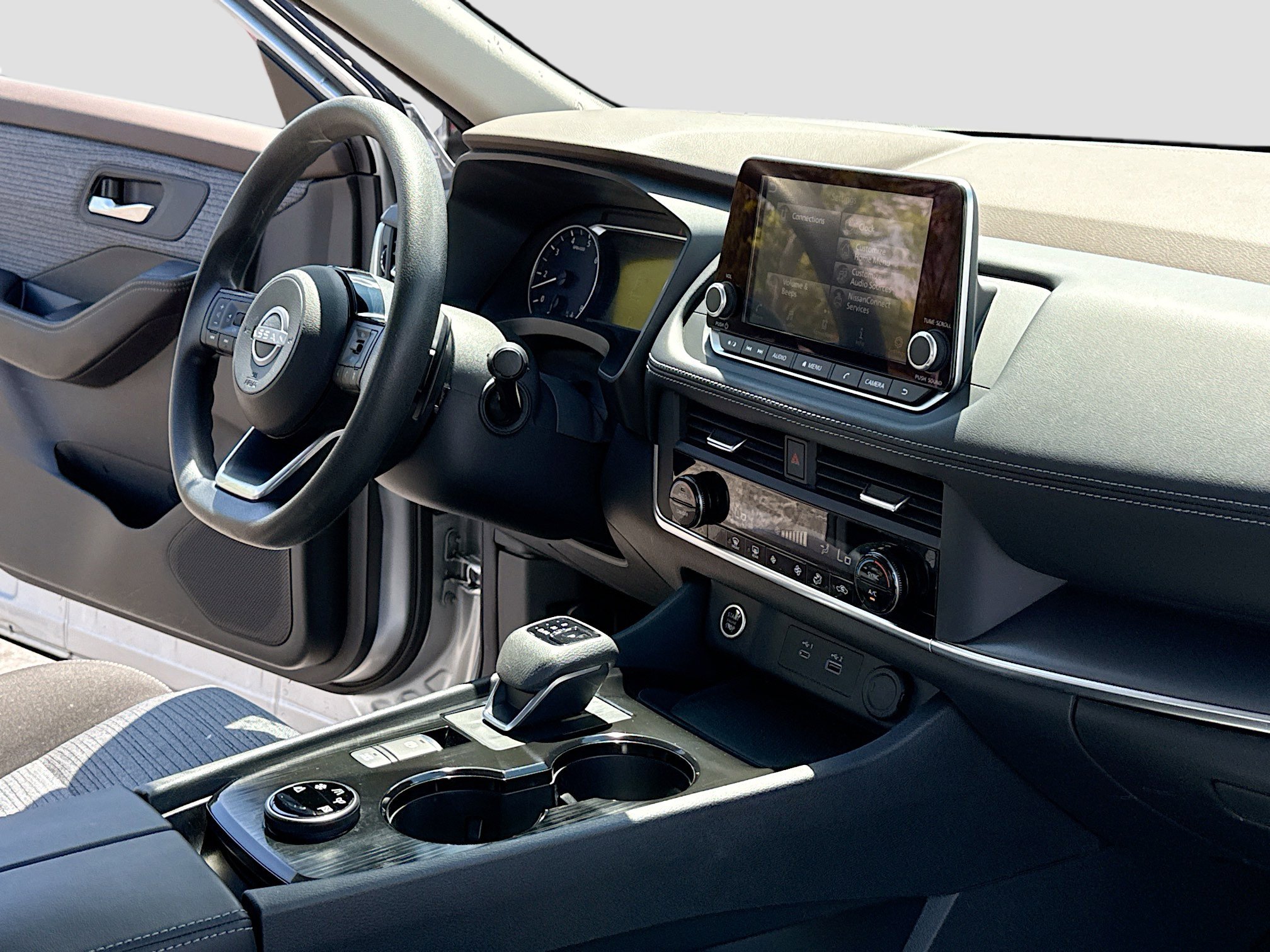 Certified 2023 Nissan Rogue SV AWD/4WD image 5