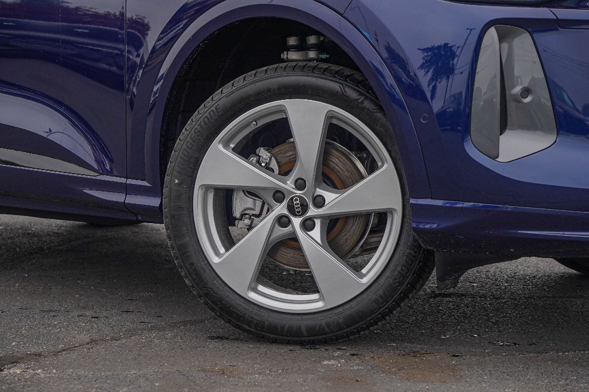 New 2025 Audi Q5 Premium Plus