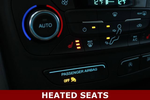 Used 2017 Ford Escape SE w/ Equipment Group 201A image 6