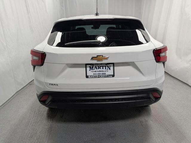 New 2026 Chevrolet Trax LS w/ LS Convenience Package image 4