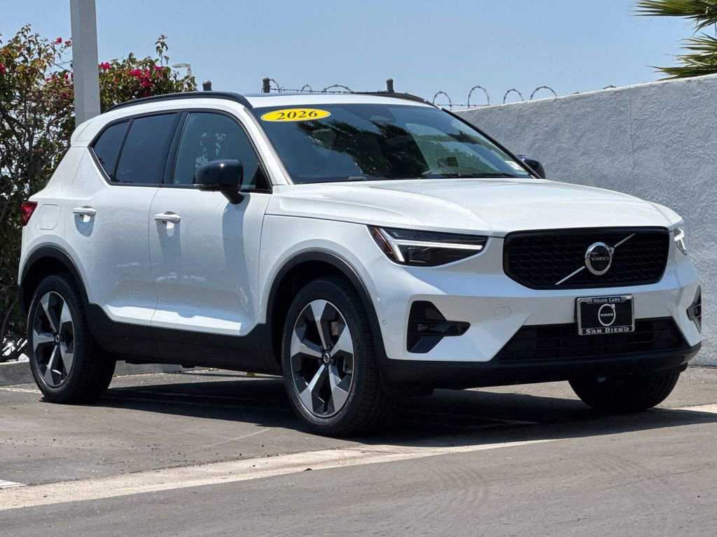 New 2026 Volvo XC40 B5 Plus w/ Protection Package Premier image 7