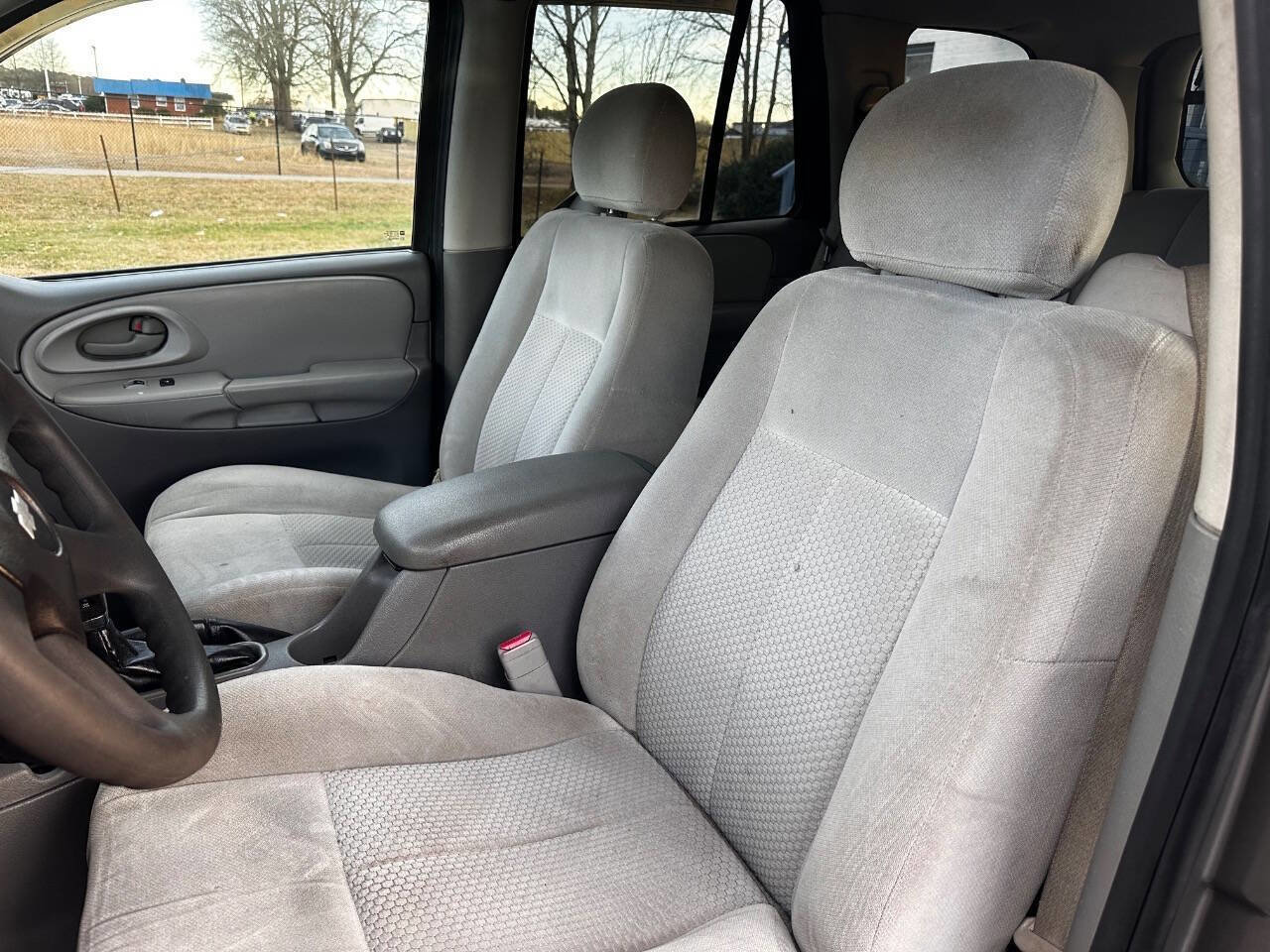 Used 2008 Chevrolet TrailBlazer 2WD w/ Smoker's Package image 11