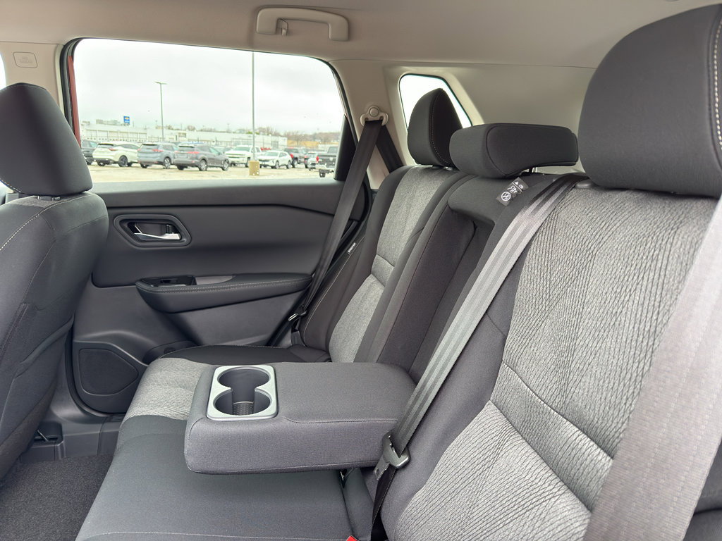 New 2026 Nissan Rogue SV AWD/4WD image 33