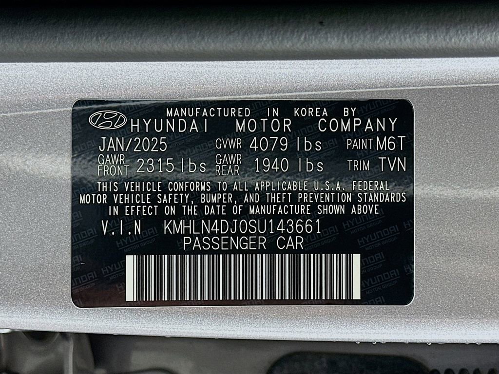 Certified 2025 Hyundai Elantra Limited w/ Cargo Package FWD image 33