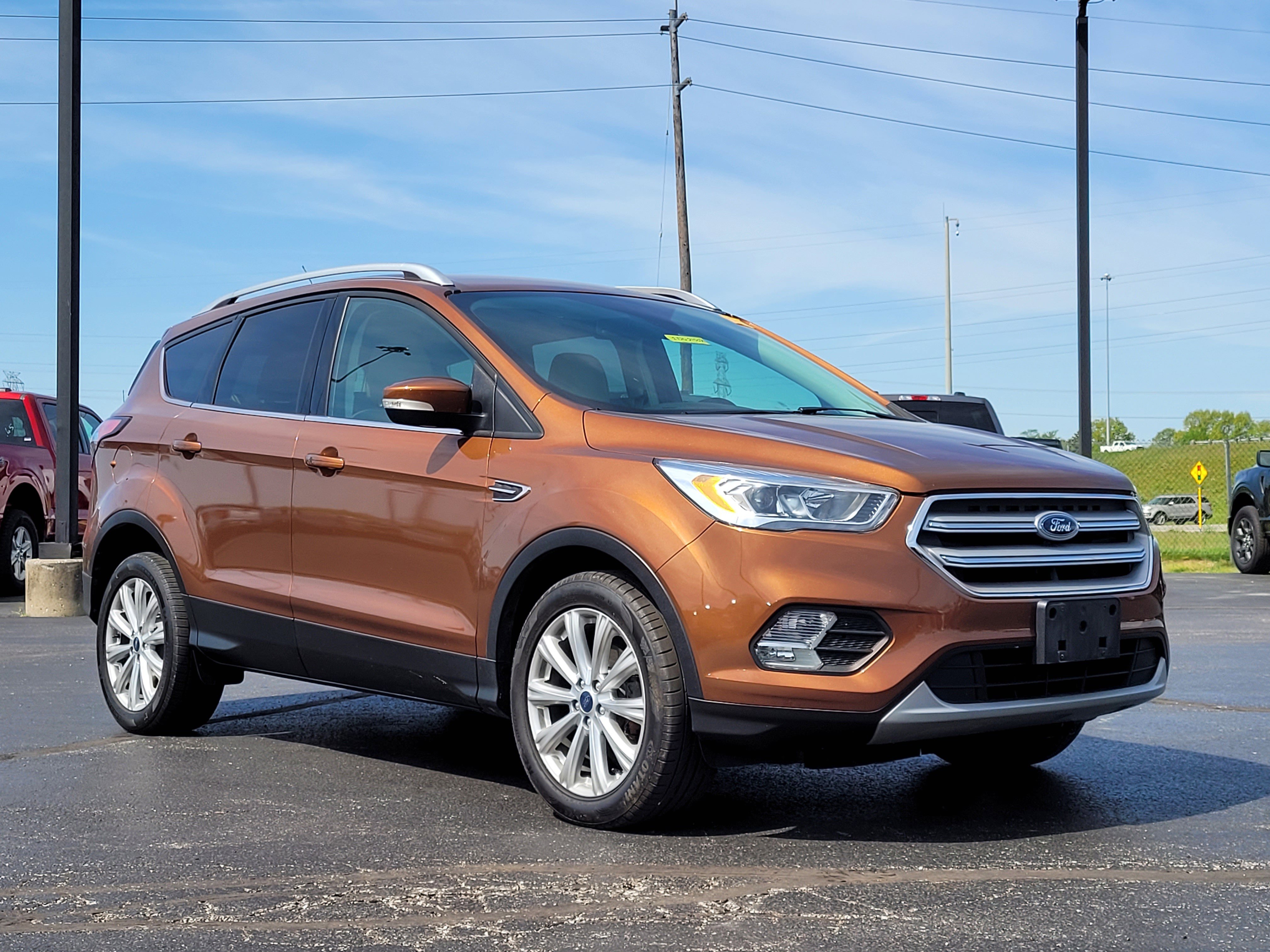 Used 2017 Ford Escape Titanium image 1