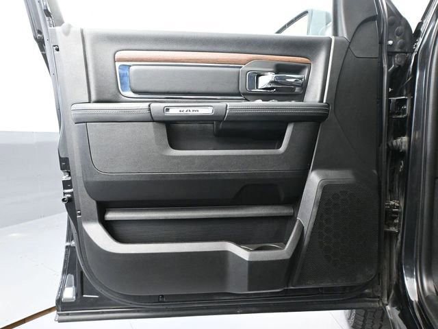 Used 2018 RAM 1500 Laramie w/ Convenience Group image 19