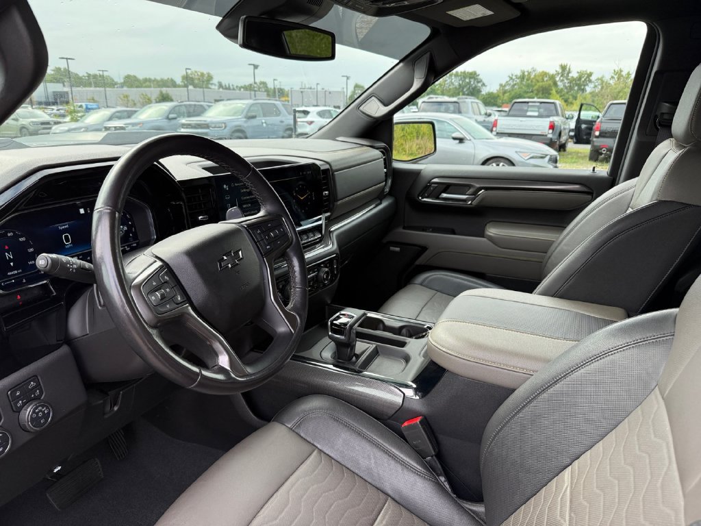 Used 2023 Chevrolet Silverado 1500 ZR2 AWD/4WD image 4