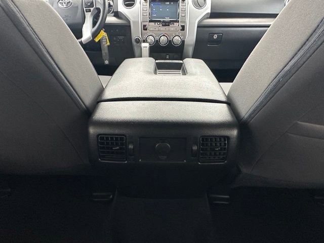 Used 2016 Toyota Tundra SR5 w/ SR5 Upgrade Package AWD/4WD image 33