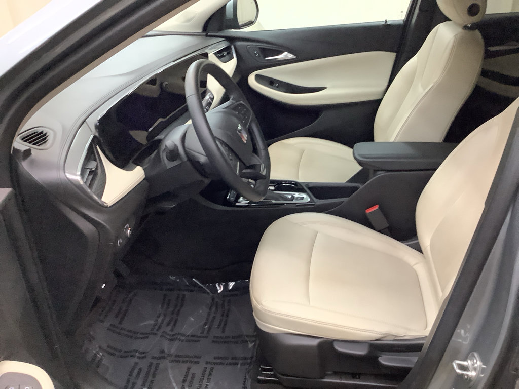 Used 2025 Buick Encore GX Sport Touring FWD image 14