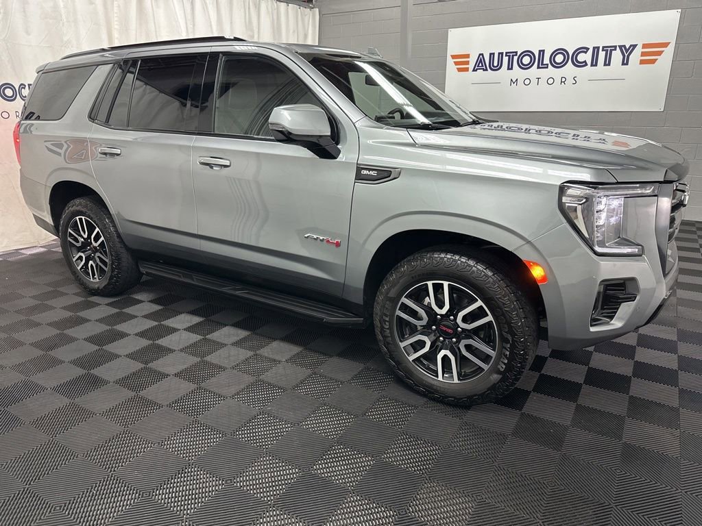 Used 2024 GMC Yukon AT4 w/ Technology Package image 2