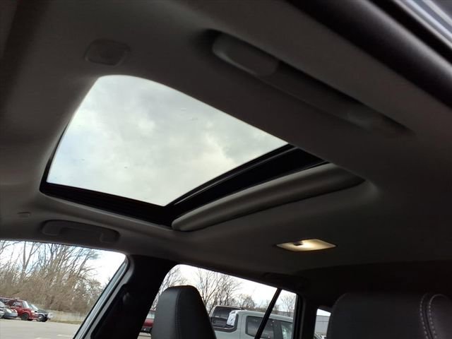 Certified 2023 Toyota Corolla Cross XLE w/ Convenience Package image 19