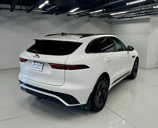 Used 2024 Jaguar F-PACE R-Dynamic S image 6