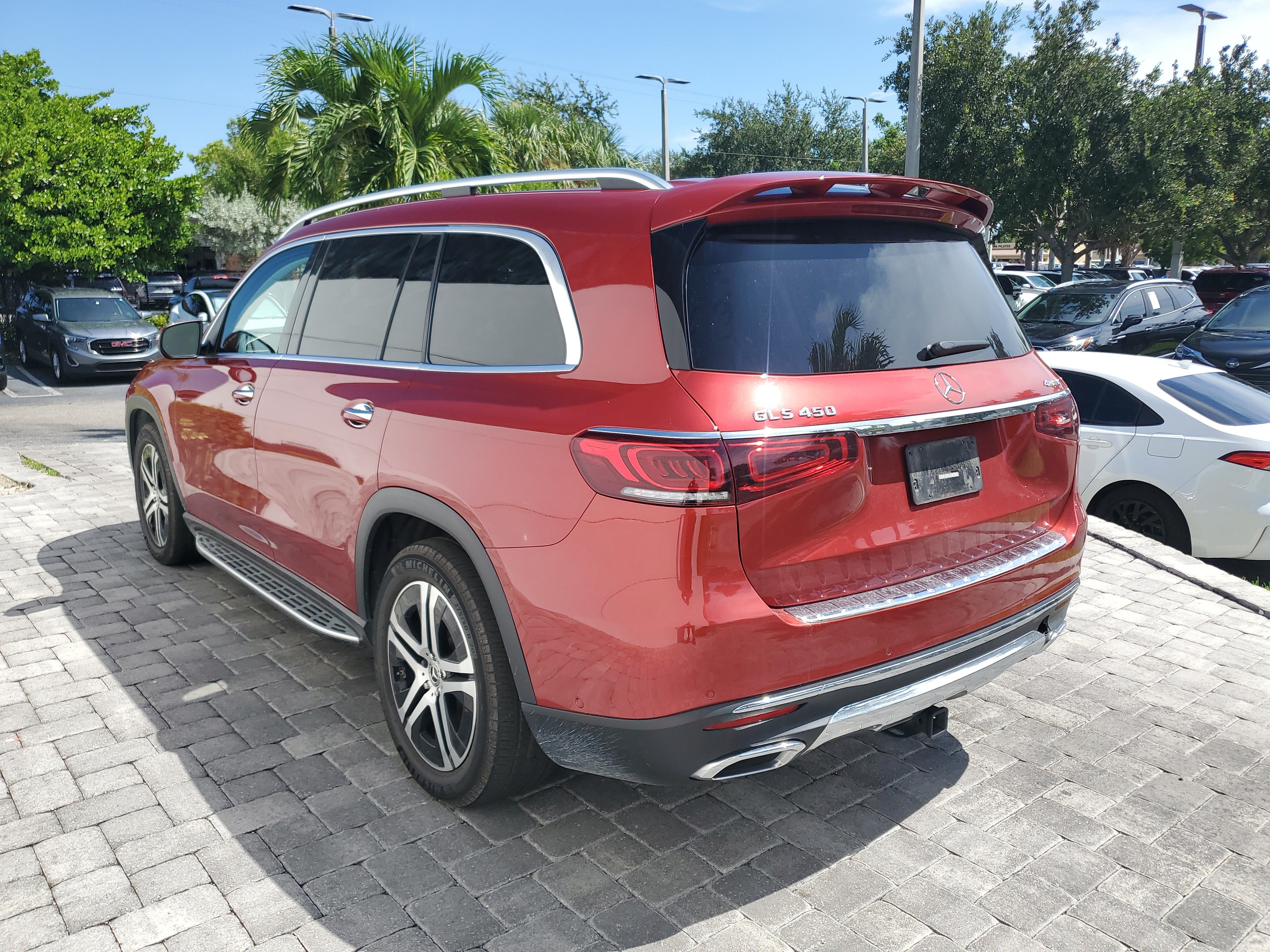 Used 2021 Mercedes-Benz GLS 450 4MATIC image 3
