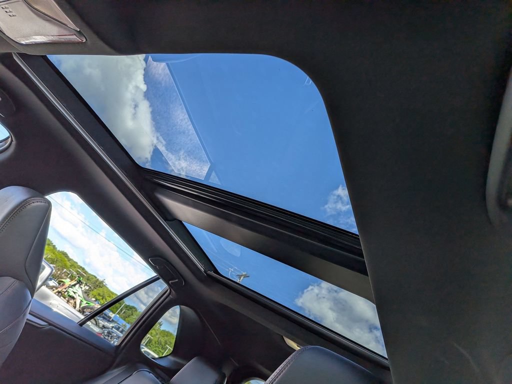 Used 2022 Toyota RAV4 XSE w/ Premium Package AWD/4WD image 15