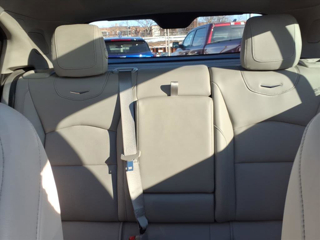 Certified 2023 Cadillac XT4 Premium Luxury image 33