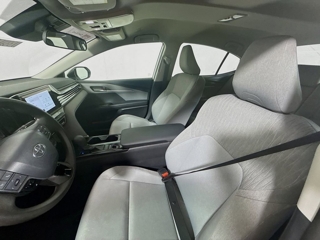 Certified 2025 Toyota Camry LE FWD image 19
