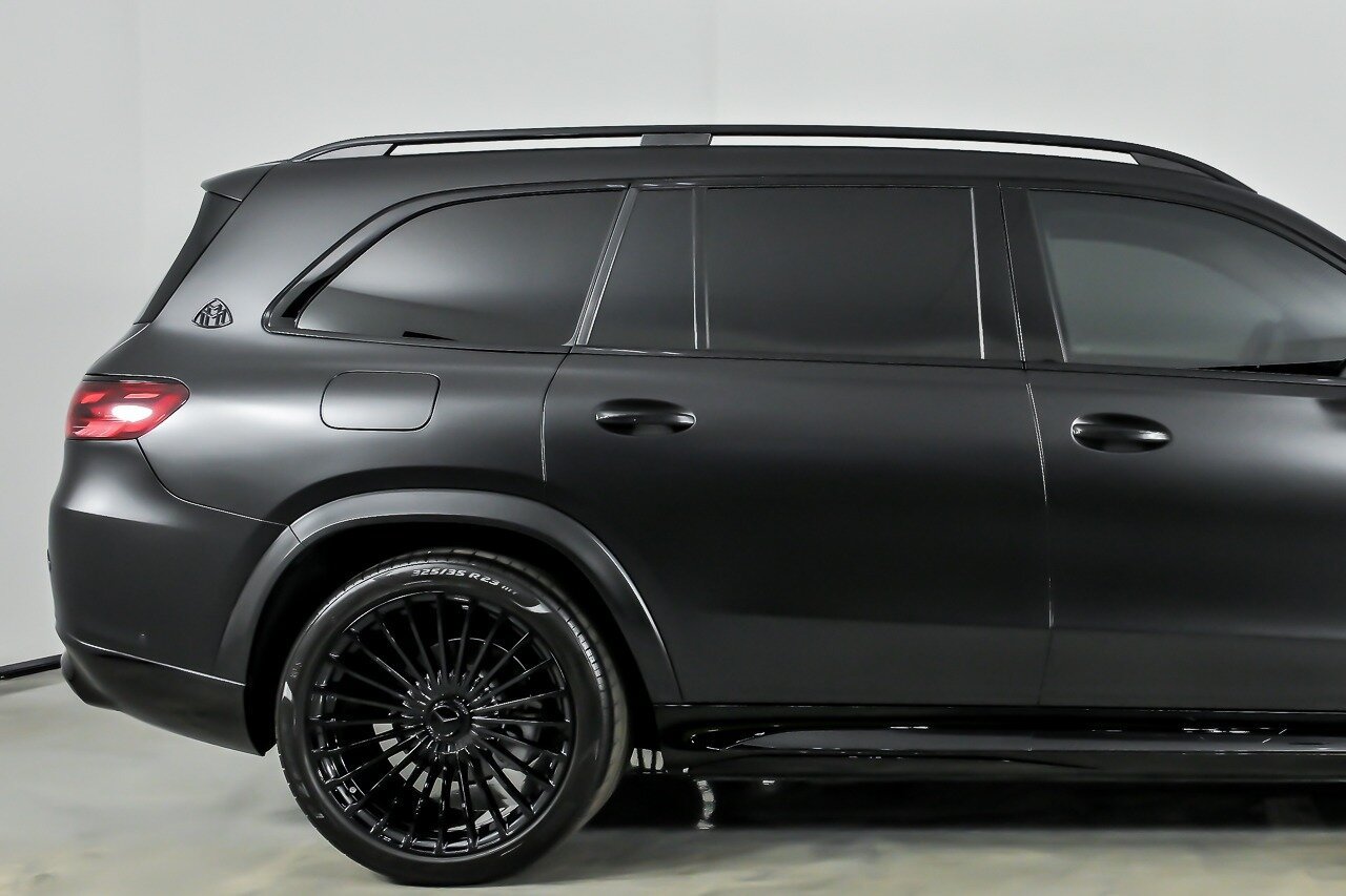 Used 2024 Mercedes-Benz Maybach GLS 600 4MATIC image 13