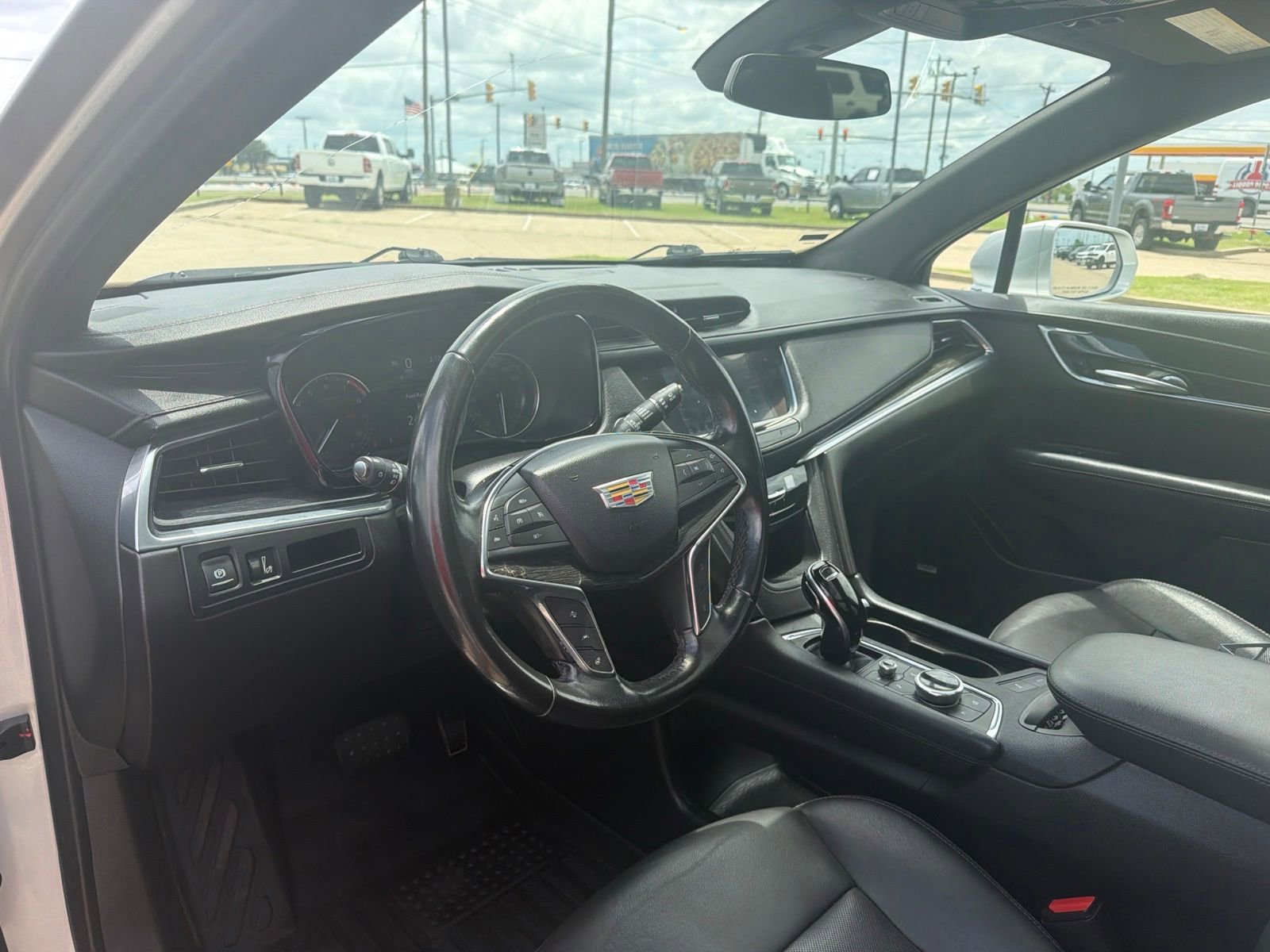 Used 2020 Cadillac XT5 Premium Luxury FWD image 9