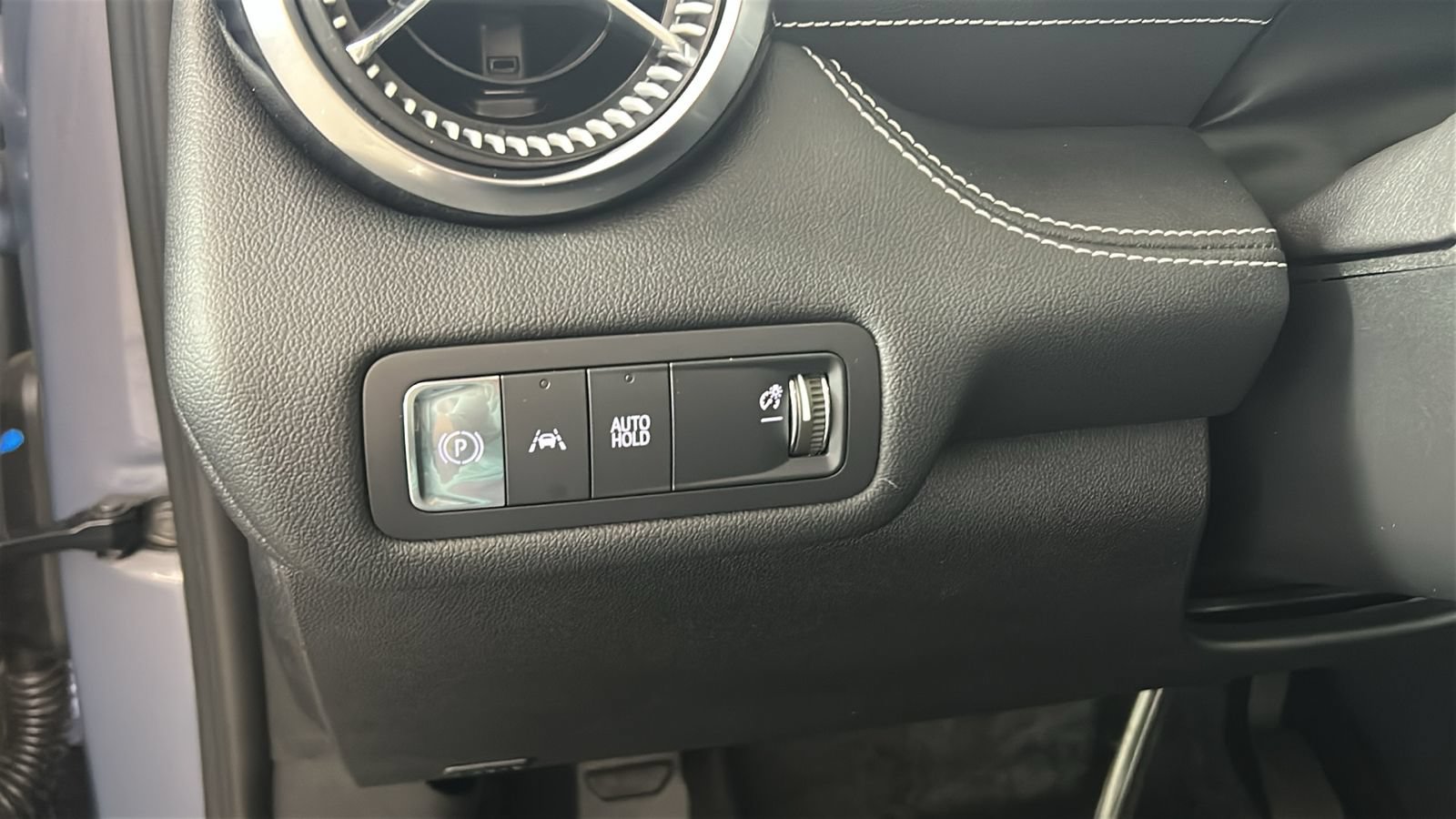 Used 2024 Chevrolet Blazer EV LT AWD/4WD image 22
