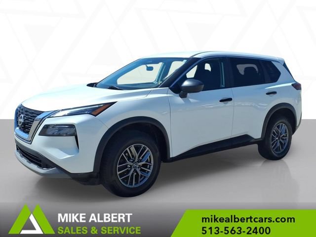 Used 2023 Nissan Rogue S AWD/4WD image 3
