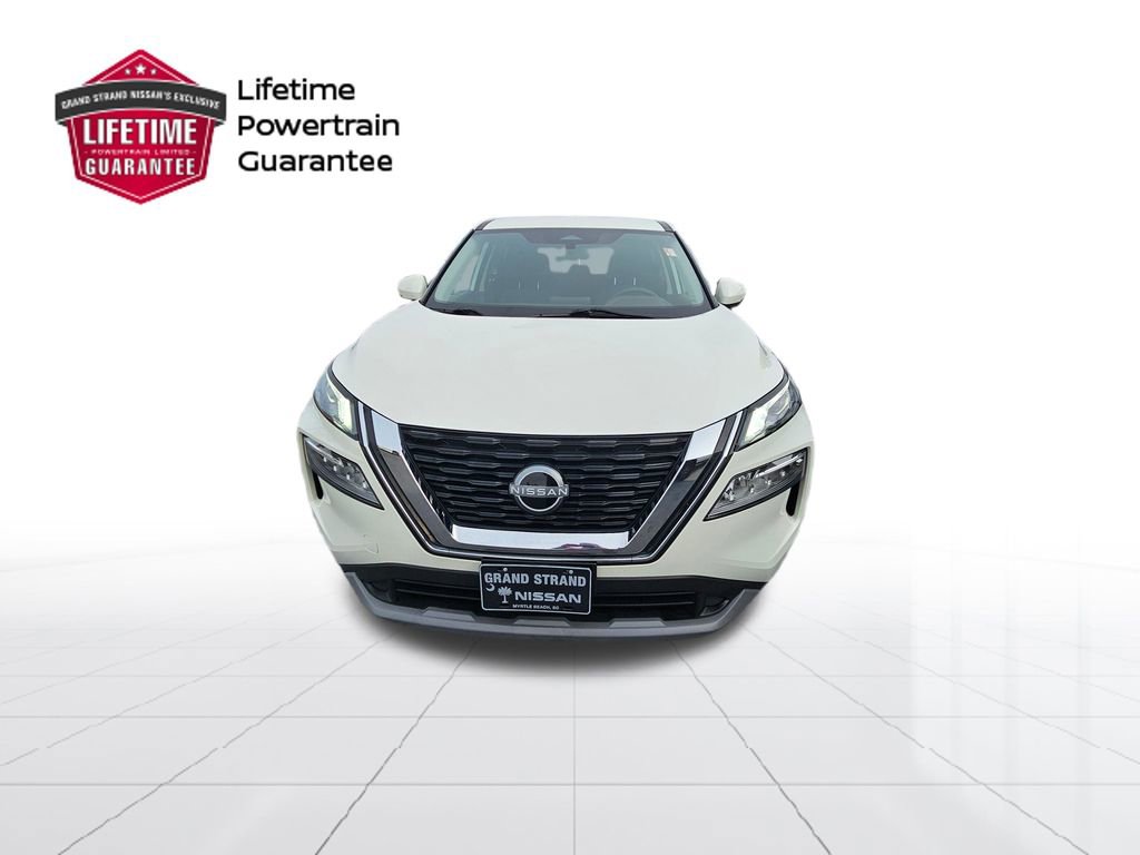 Used 2023 Nissan Rogue SV image 5