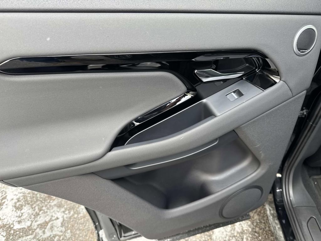 Certified 2025 Land Rover Range Rover Evoque S image 12