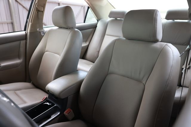 Used 2006 Toyota Camry LE FWD image 9