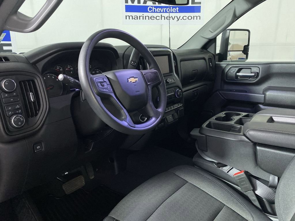 Used 2024 Chevrolet Silverado 2500 Custom w/ Custom Value Package AWD/4WD image 15