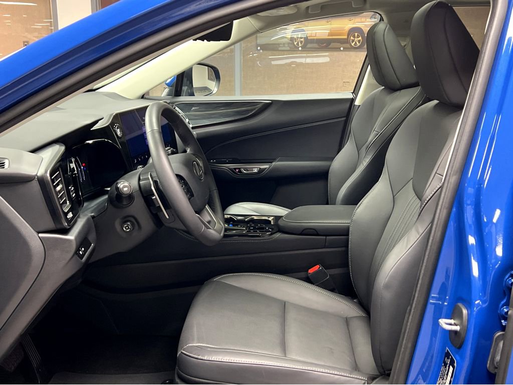 Used 2023 Lexus NX 350 AWD image 9
