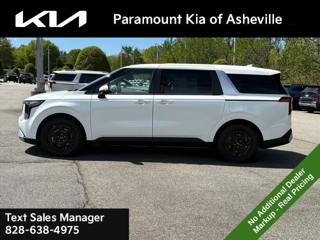New 2026 Kia Carnival FWD image 3