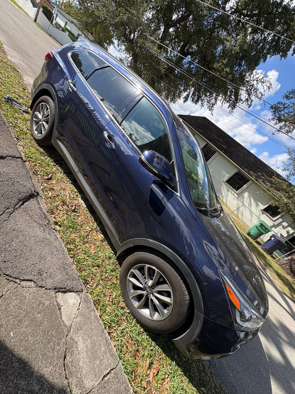 Used 2017 Hyundai Santa Fe SE w/ SE Premium Package 02 image 3