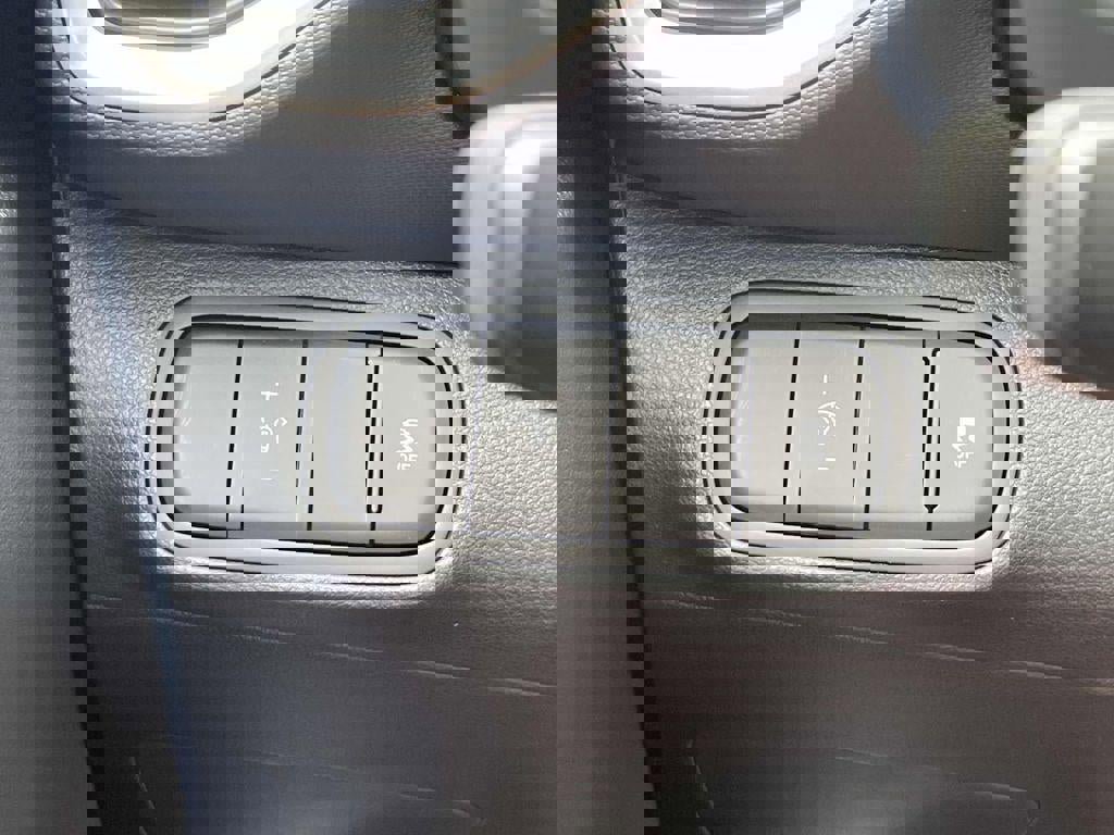 New 2026 Hyundai Venue SEL image 37