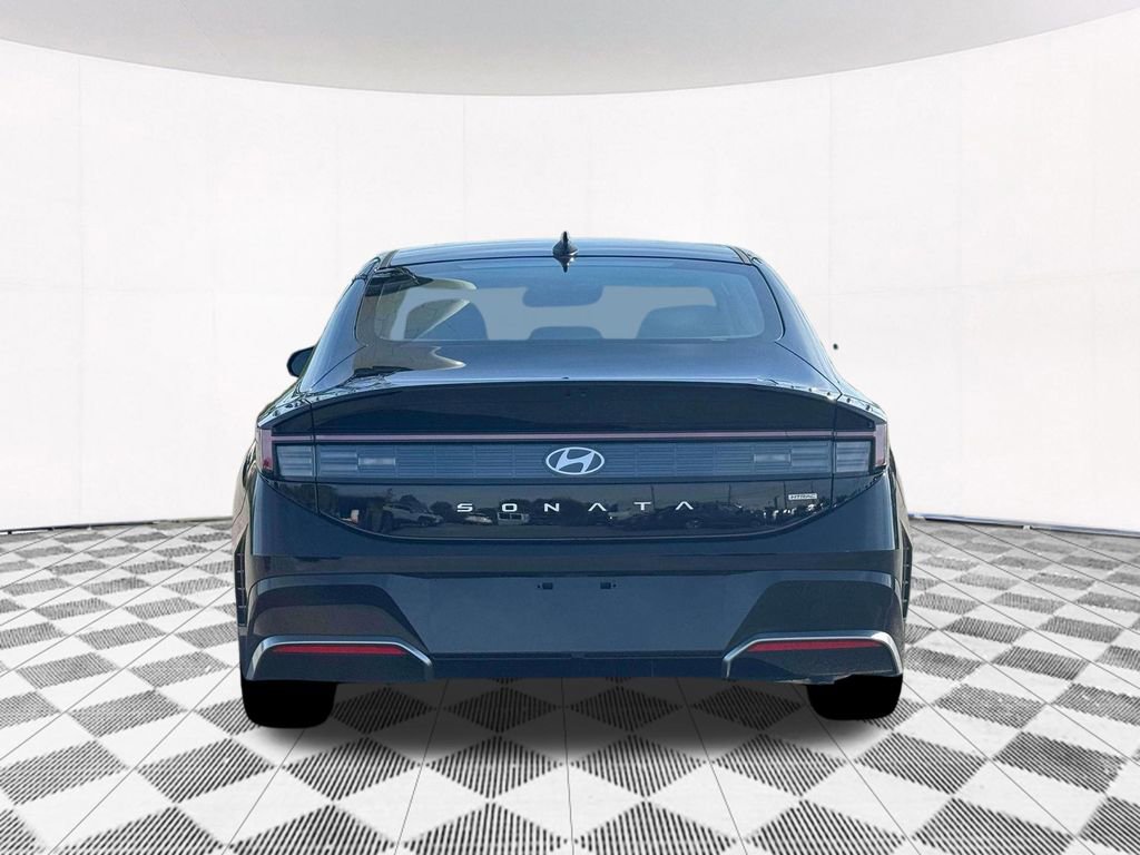 New 2026 Hyundai Sonata SEL AWD/4WD image 9