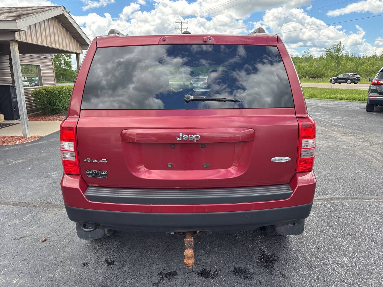 Used 2011 Jeep Patriot Latitude AWD/4WD image 5