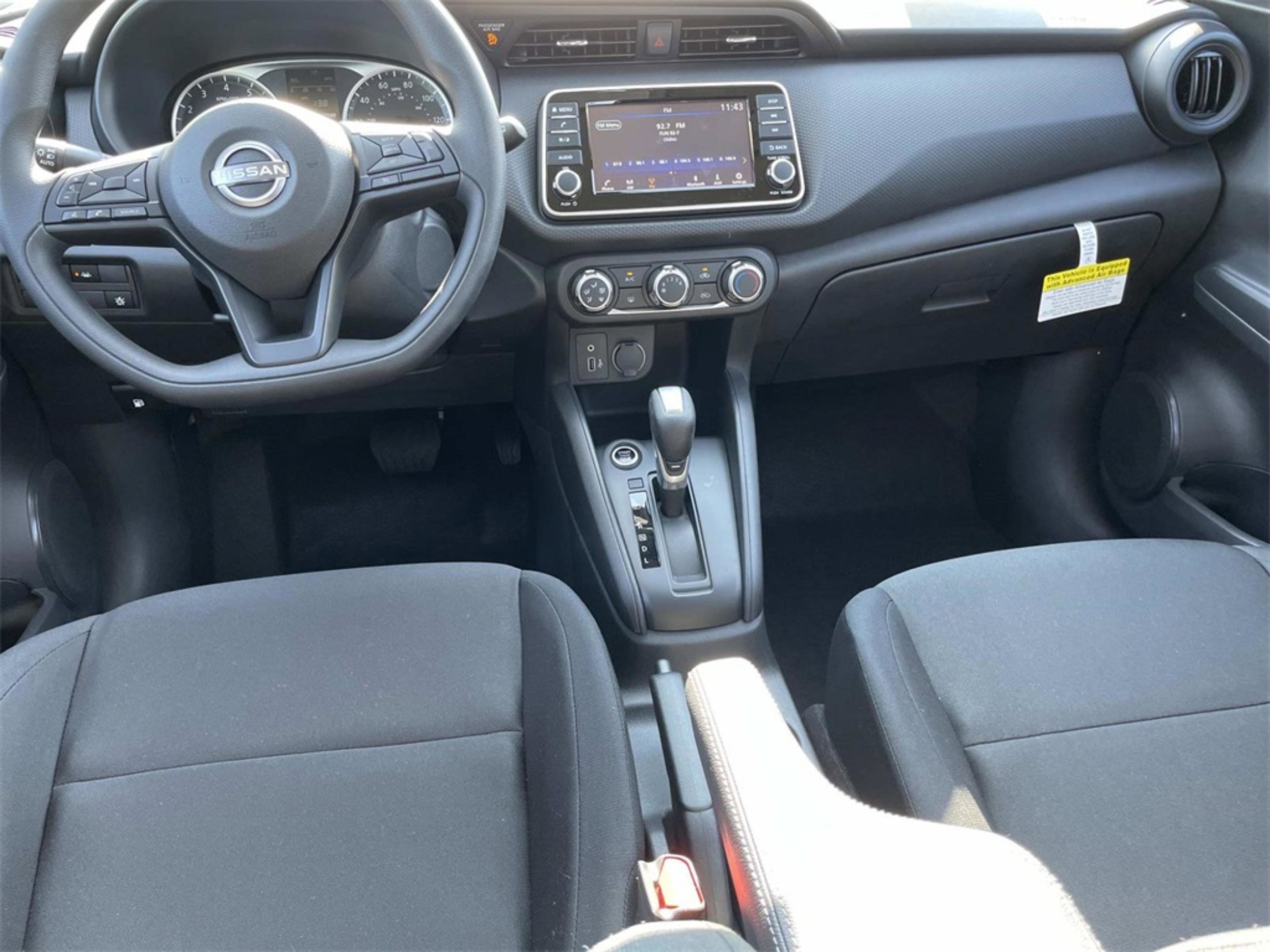 New 2025 Nissan Kicks Play S FWD image 6