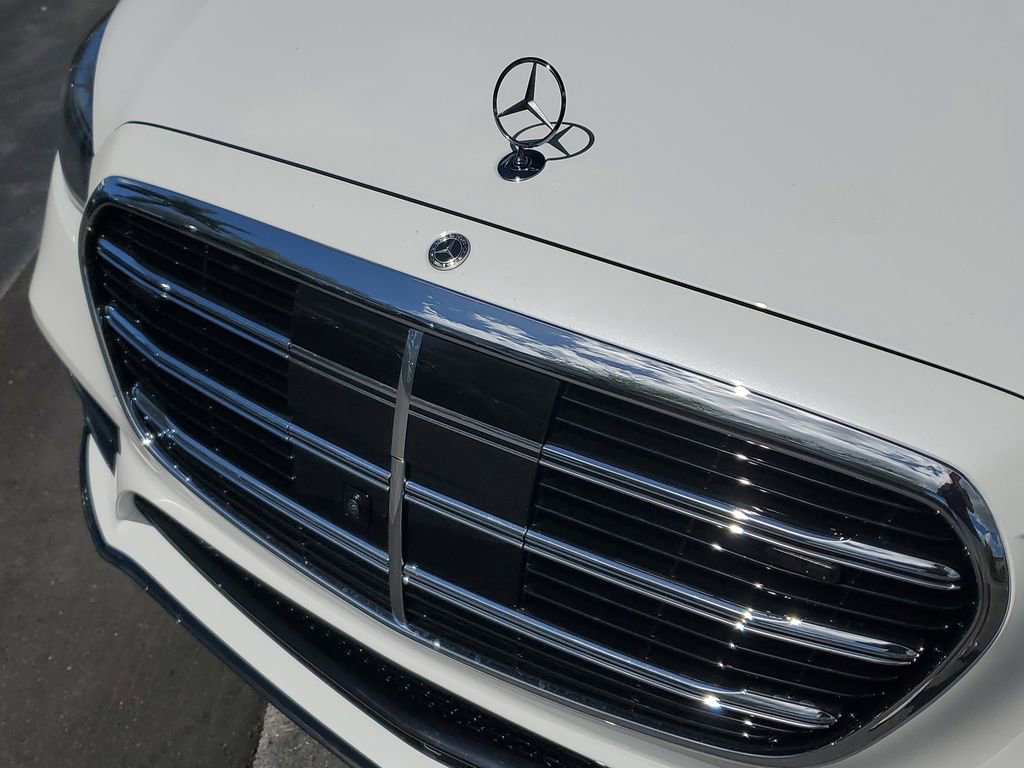Used 2025 Mercedes-Benz S 580 4MATIC Sedan image 9