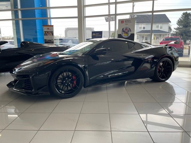 Used 2025 Chevrolet Corvette Z06 image 5