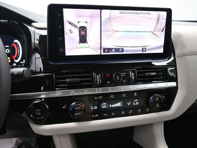 New 2026 Nissan Pathfinder SL image 25