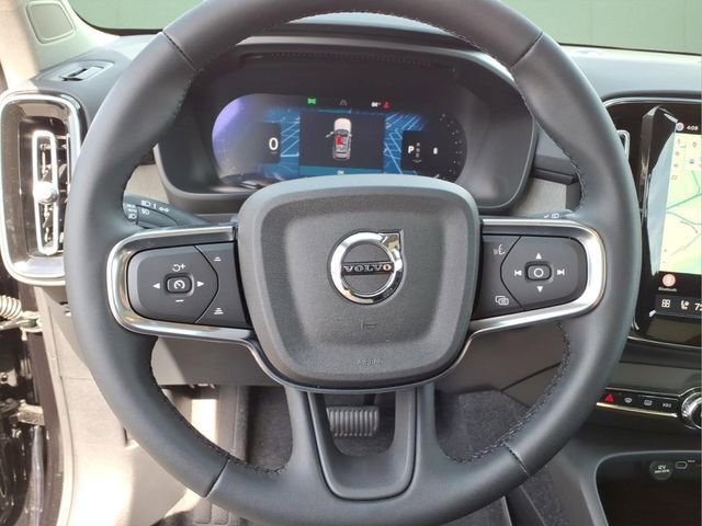 New 2026 Volvo XC40 B5 Core w/ Protection Package Premier AWD/4WD image 19