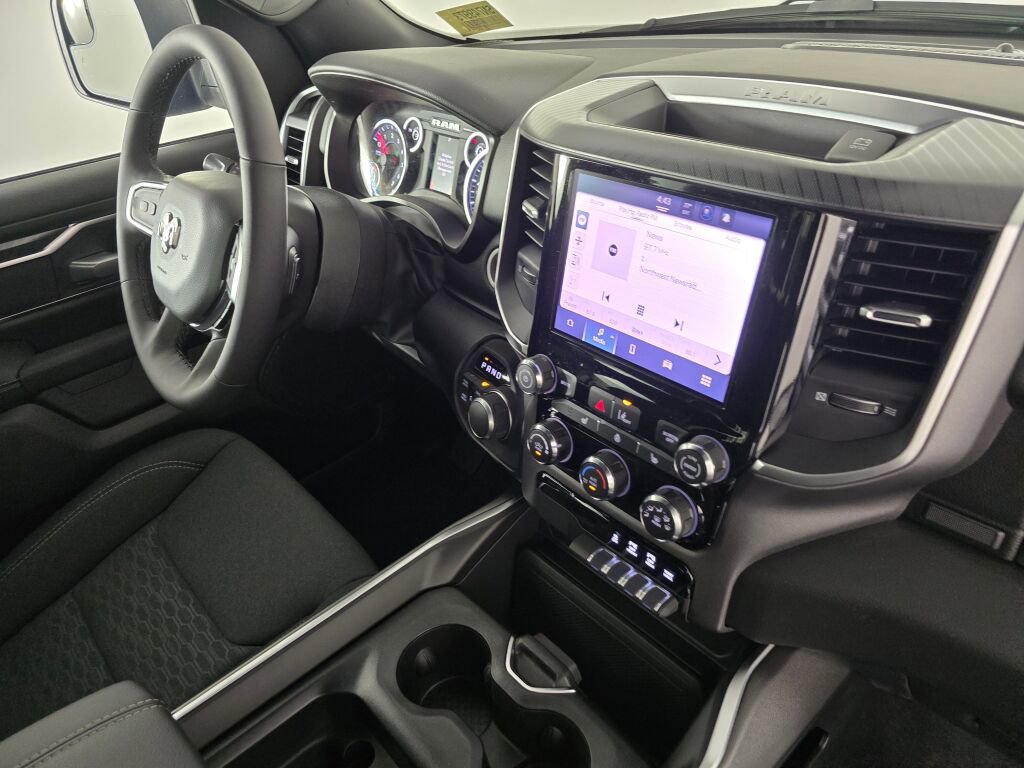 New 2025 RAM 1500 Big Horn image 27