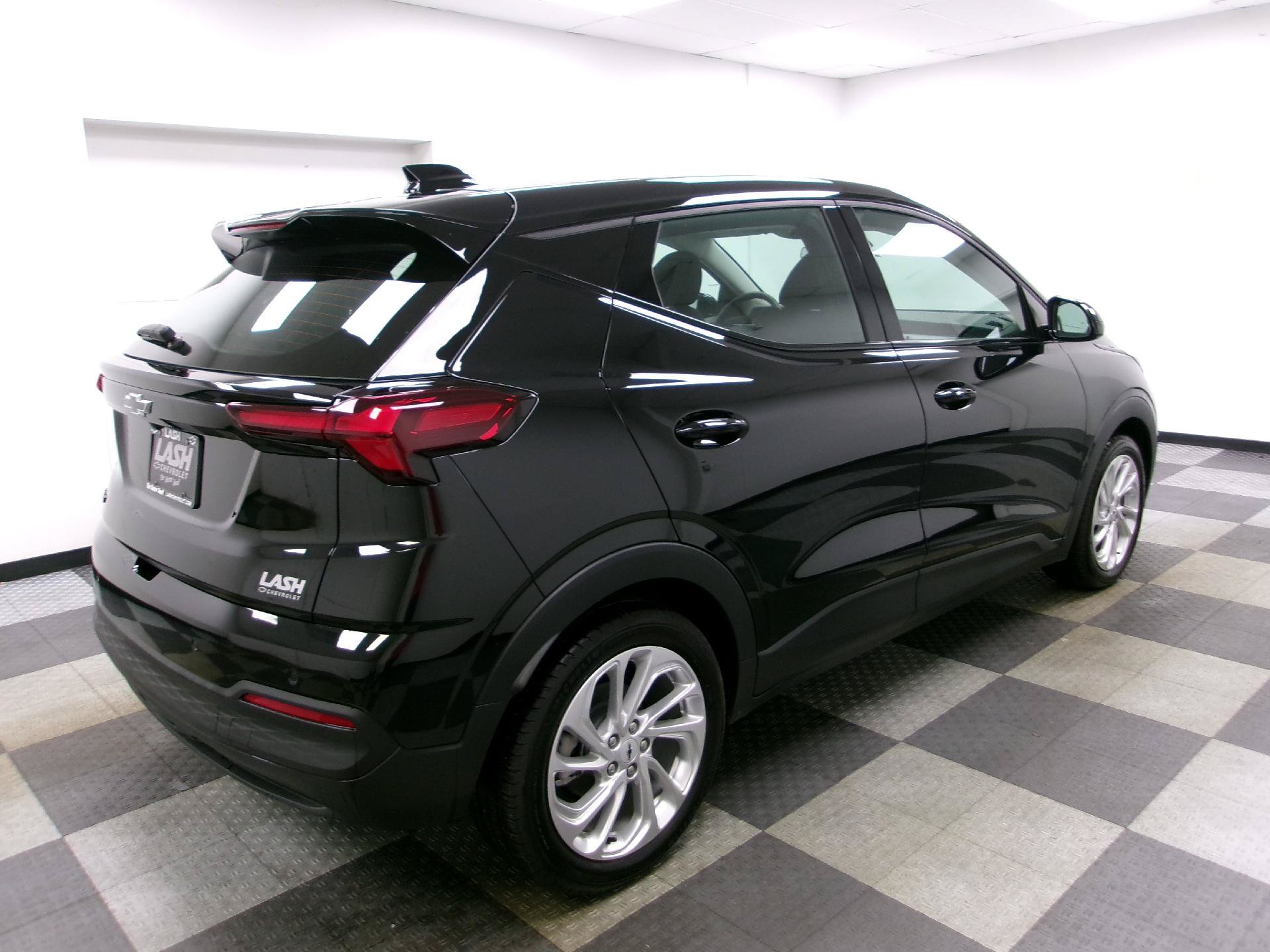 New 2027 Chevrolet Bolt LT w/ Comfort Package FWD image 14